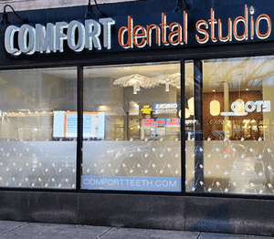 Comfort-Dental-Studio-Exterior-Lit-Signage-For-Web-1-1