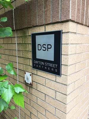 Dayton-Street-Partners-Building-Exterior-Signage