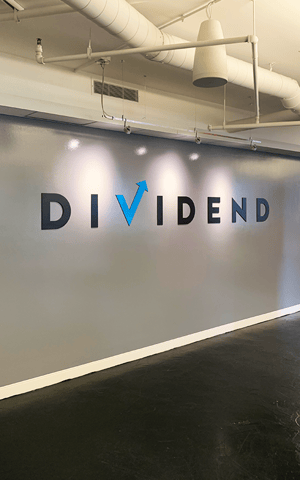 Dividend-Finance-Dimensional-Lettering