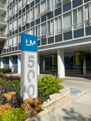 Monument Exterior Signage Lake Meadows Apartments