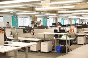 OPEN OFFICE SPACE WITH COLUMN GRAPHICS