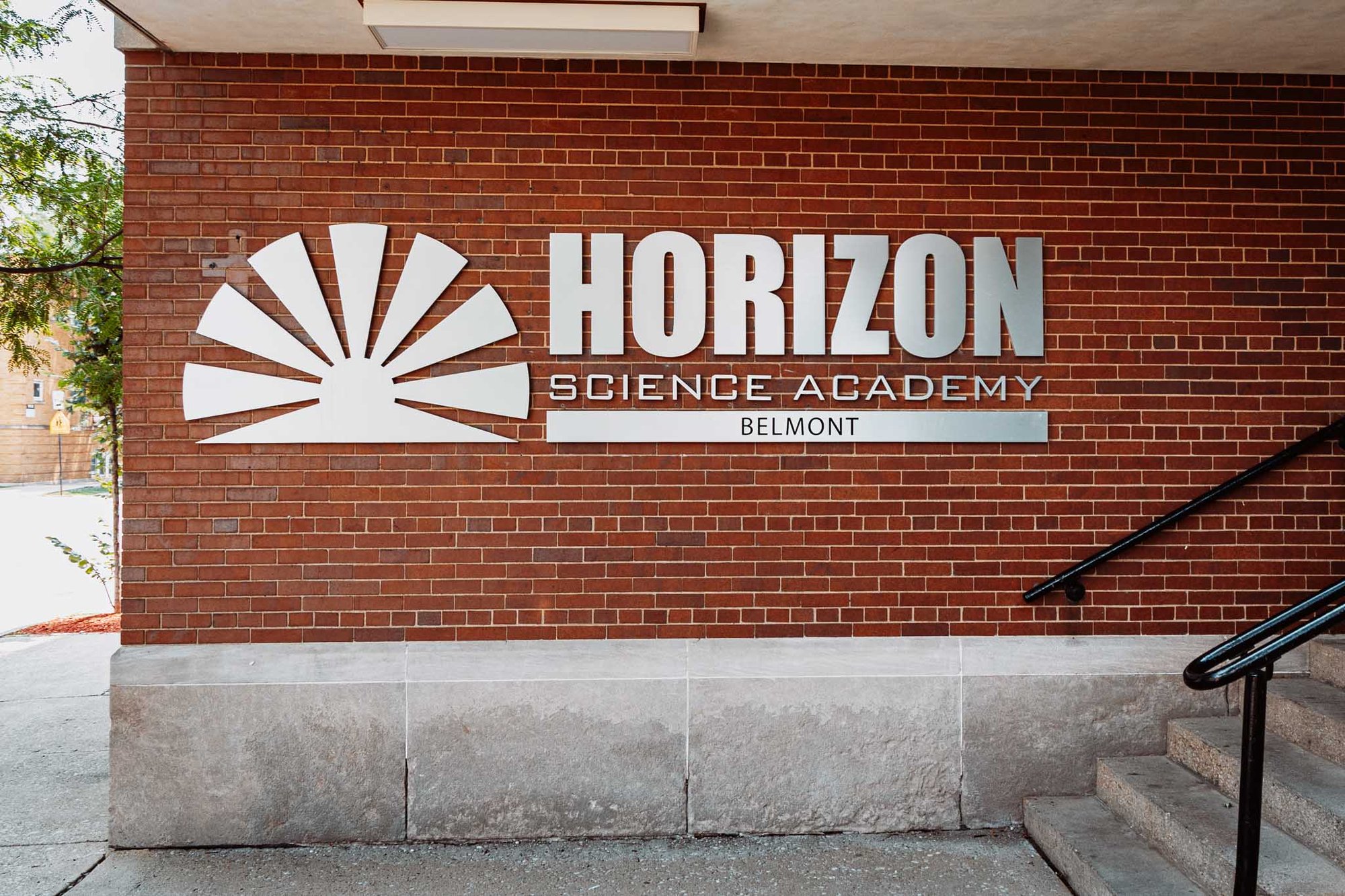 Exterior Building Signage Chicago | Custom Outdoor Signs | Cushing