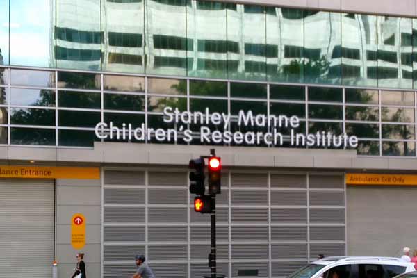 Stanely-Manne-Exterior-Sign